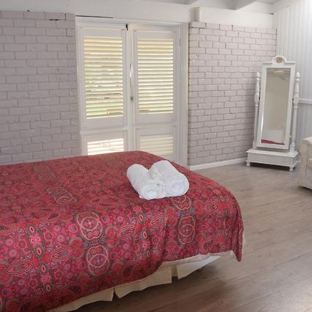 Mccarthy Lake House เมลเลนี ภายนอก รูปภาพ